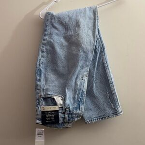 Abercrombie & Fitch The 90s Straight Ultra High Rise Curve Love